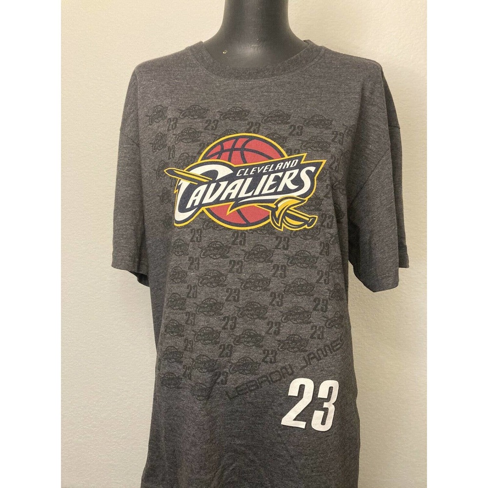 LEBRON JAMES NBA CLEVELAND CAVS #23 UNK XL SHIRT